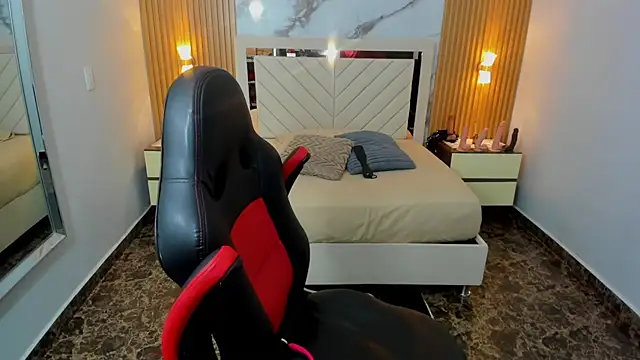 KAROLLJONES1