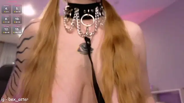 RebeccaAster webcam