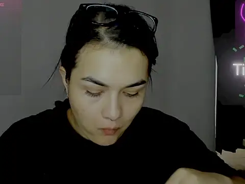 babe-sofi (F young) - Fuck my ass in public