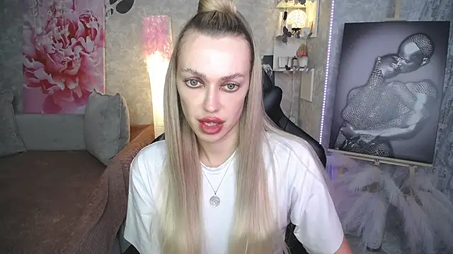 NickyAdamidi webcam