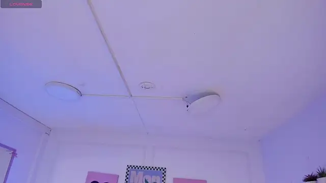 Sharon_Adamss webcam