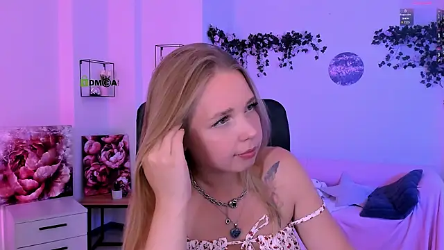 olivia_kit webcam