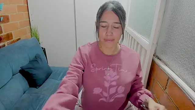 Penelope47 webcam