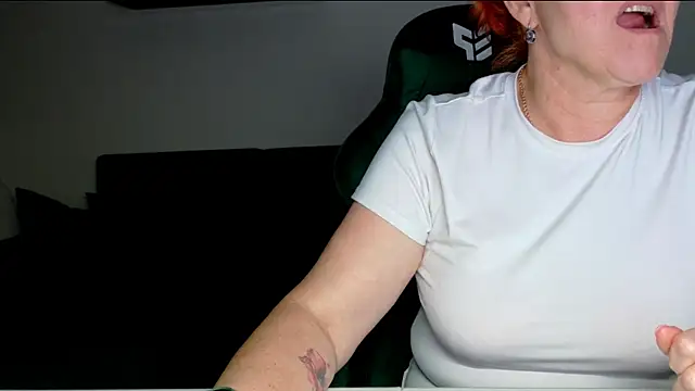 JoannaAndNeighbour webcam