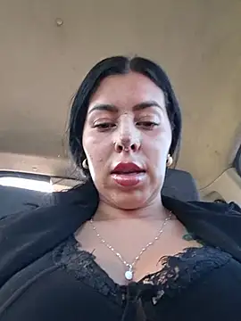Luianna live sex cam