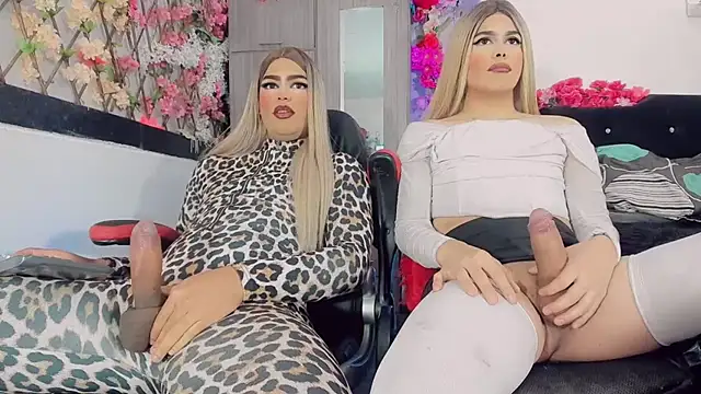 Modella: Thiara_veky_