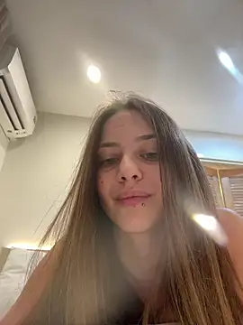 IamRIA live cam on StripChat