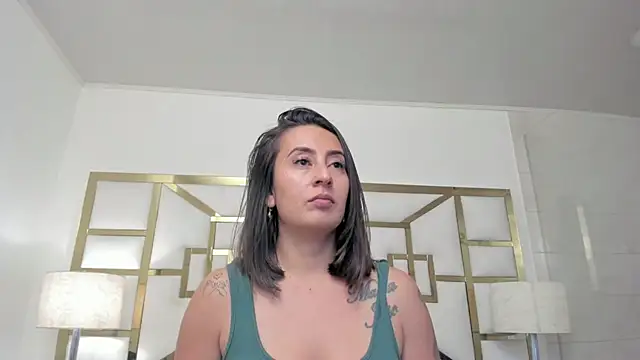 AngelicaLux webcam