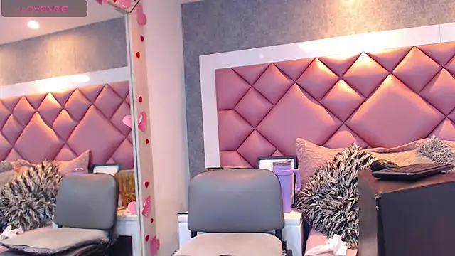 Thegreatonelady webcam