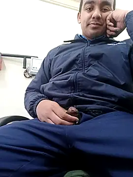 morenogostoso29 live cam on StripChat