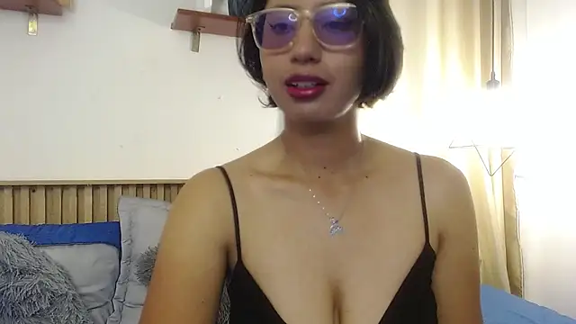 Violet_2003 webcam