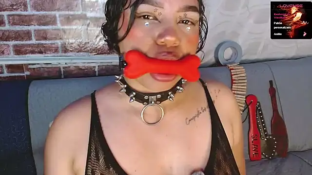 emma_bdsm_