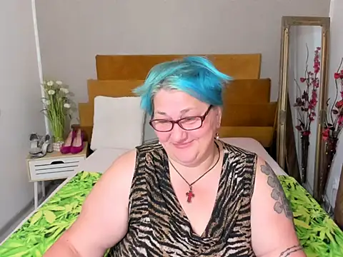 Sugarmommy_69X live cam on StripChat
