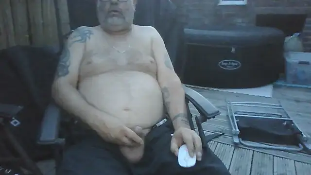 Naturistmale45 webcam