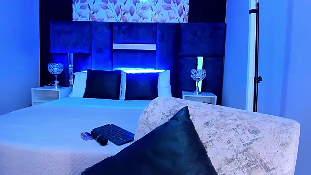 AmmyJones_ webcam