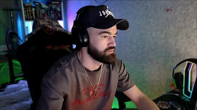 _Serious_Man webcam