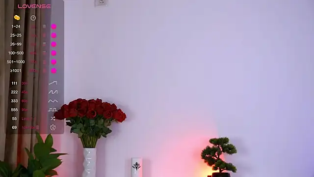 AishaSins webcam