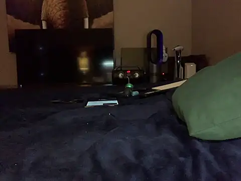 JuicyJoshy live sex cam