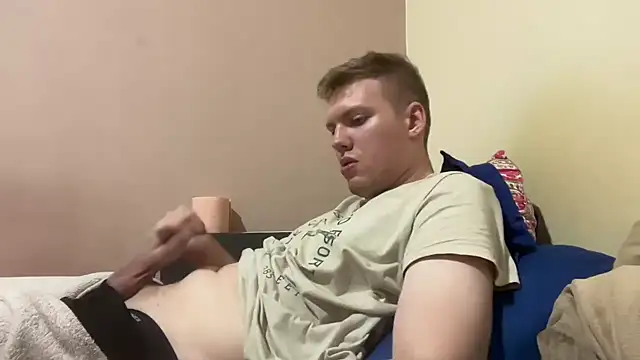 sexybooii6968 webcam