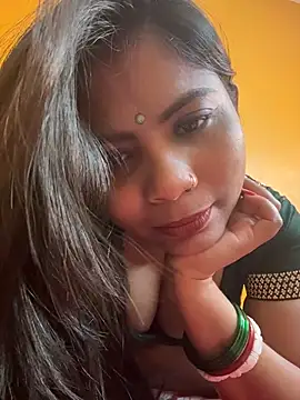 RedQQueen webcam