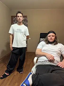 desiredude9 webcam