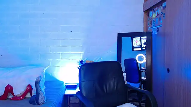 Amy66 webcam