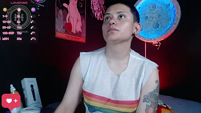 girl_intense444