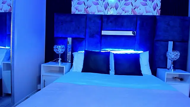 AmmyJones_ webcam