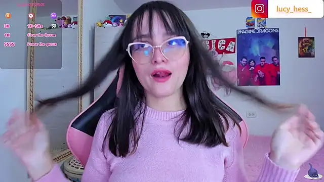 Lucyy-hess webcam
