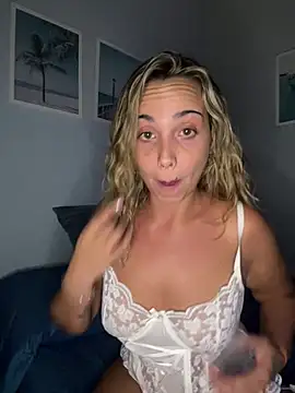 space_couple webcam