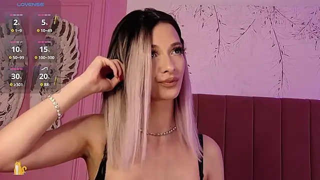 PinkySparks live cam