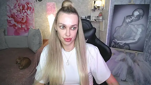 NickyAdamidi webcam