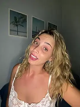 space_couple webcam