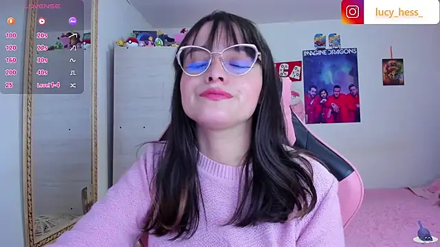 Lucyy-hess webcam