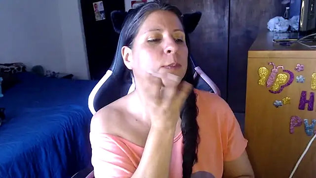 LucifernandaSw webcam