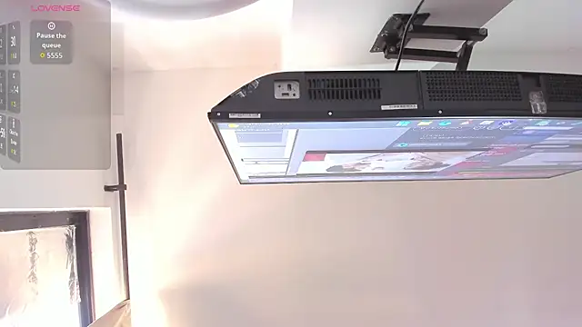 Kylie2211 webcam