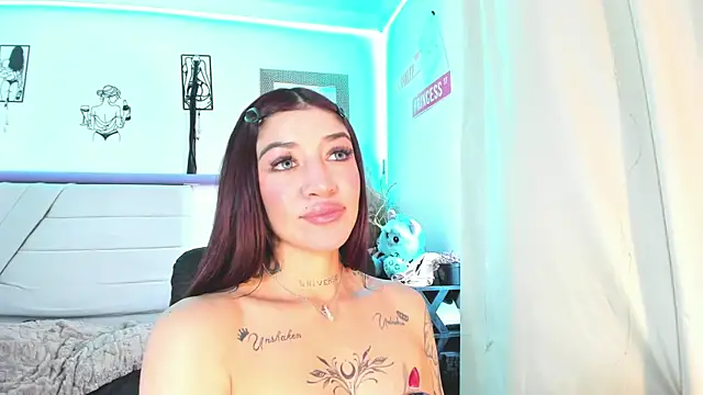 Anna_belly webcam