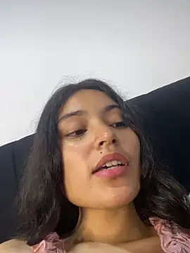 hotwife26 webcam