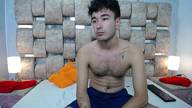 KathyAiden webcam