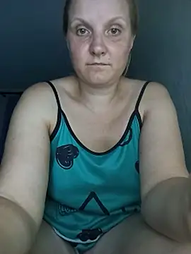 SusanGold9211 webcam