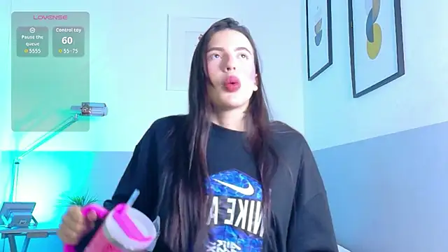 youngmommyy webcam