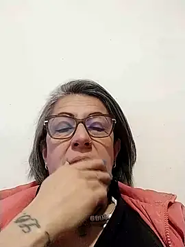 nocturnewhisper webcam