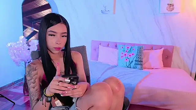 Tifanny_M live cam on StripChat