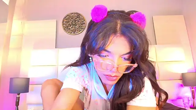 Brillytdoll webcam