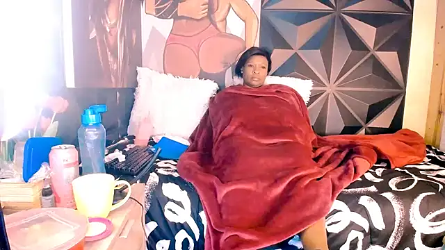 Ebonyfancyface webcam