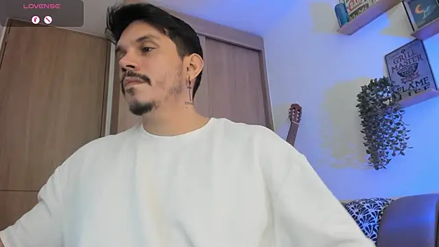 alejandro_stark webcam