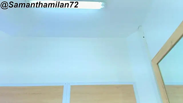SamanthaMilann live cam on StripChat