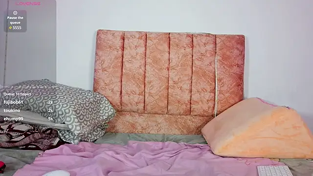 Ava_Raye webcam