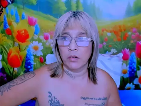 indianroxy webcam