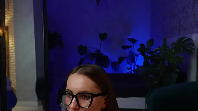 ClaraBendover webcam